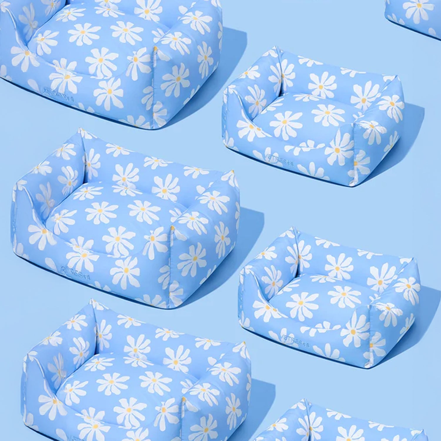 Daisy Pet Sofa for Cats and Dogs